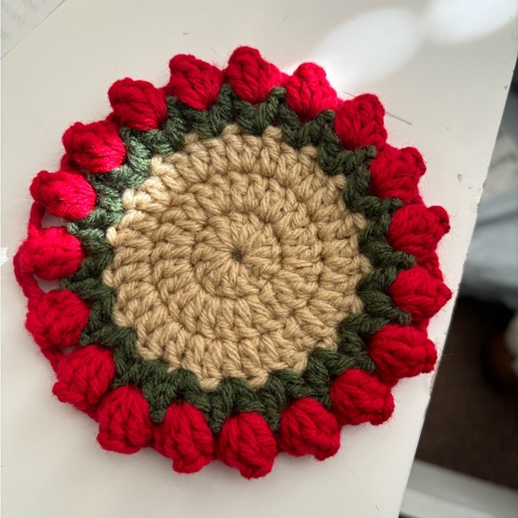 Crochet flower coaster - Picture 3 of 4